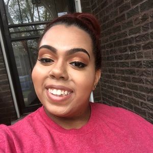 Meet your Posher, Kellie